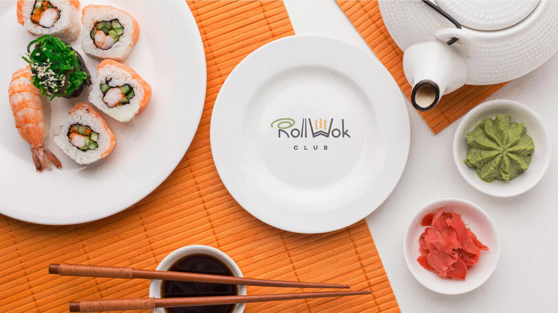 Разработка логотипа и фирменного стиля суши-бара «Roll Wok Club» в Скопине